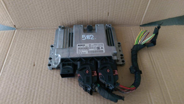 Calculator motor pentru Peugeot 308 I, motorizare 1.6 diesel, cod 9666235880   ,   9663193780 [2]