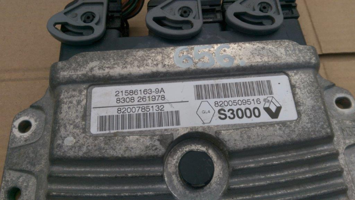 Calculator motor pentru Renault Megane 2, motorizare 1.6 benzina, cod 8200785132   ,   8200509516 [2]