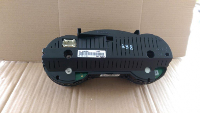Ceasuri de bord pentru Mercedes R-Class W251, cod A2514401211   ,   A2C53240801 [3]