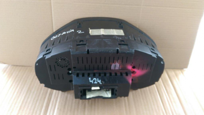 Ceasuri de bord pentru Skoda Octavia 2, cod 1Z0920842D [3]