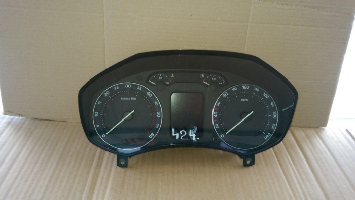 Ceasuri de bord pentru Skoda Octavia 2, cod 1Z0920842D [1]