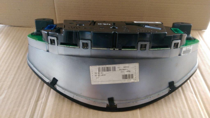 Ceasuri de bord pentru Volkswagen Sharan 7M, cod 7M3920841 [3]