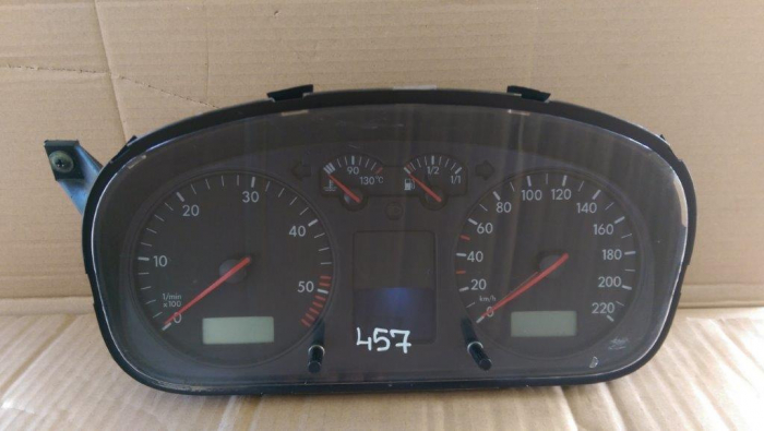 Ceasuri de bord pentru Volkswagen Transporter T4, cod 7D0920822K [2]