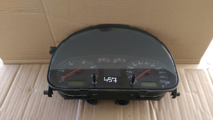 Ceasuri de bord pentru Volkswagen Transporter T4, cod 7D0920822K [1]