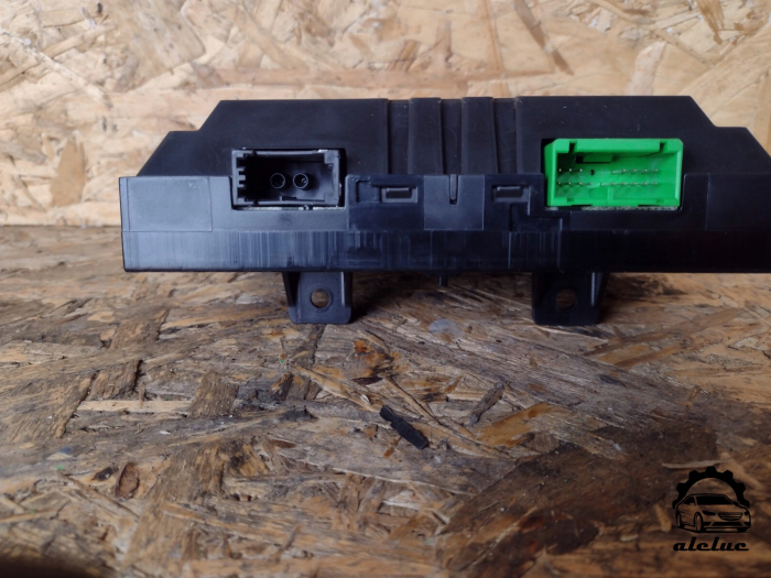Display central Volvo XC60 I an 2008-2017, cod 30772584 [3]