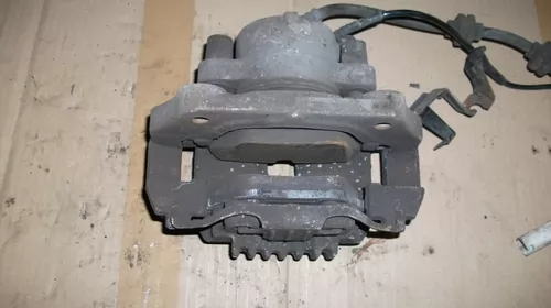 Etrier Fata Stanga pentru BMW Seria 3 E90, motorizare 2.0 Diesel [2]