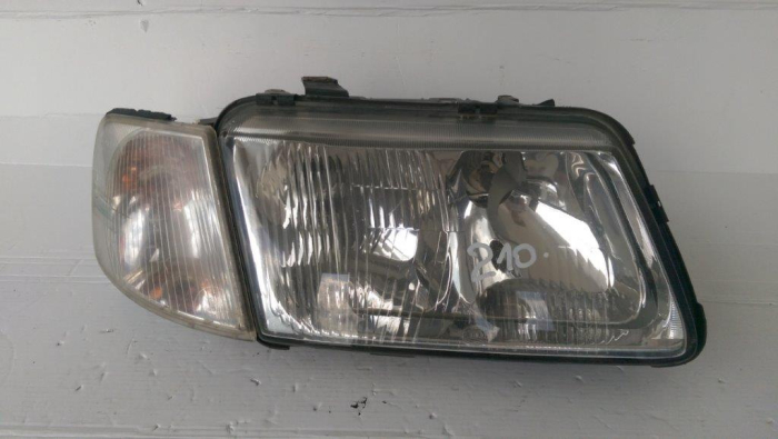 Far dreapta Audi A3 8L (8L1), cu semnalizare, 96303600, an 1996-2003 [2]