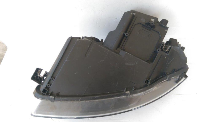 Far dreapta Audi A3 8P, 8P0941004L, an 2003-2009 [4]