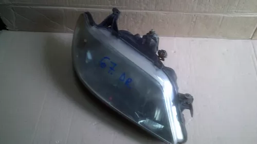 Far Dreapta pentru Mazda 323 , cod STANLEY P1364R [2]