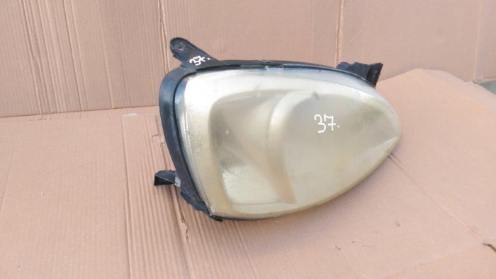 Far dreapta pentru Opel Corsa C, an de fabricatie 2000 - 2006, cod 13115007 [3]