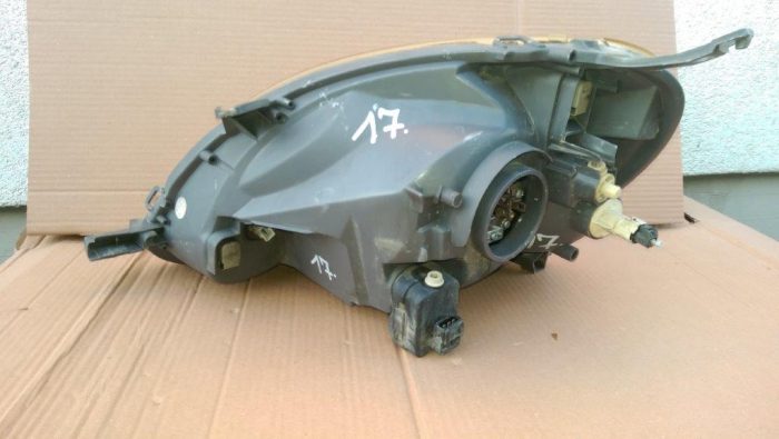 Far dreapta pentru Toyota Yaris 1, cod 20-A353B [4]
