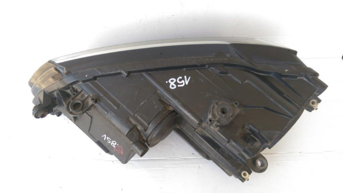 Far dreapta VW Jetta 4, 5C7941006A, an 2010-2018 [3]