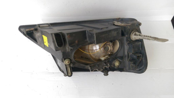 Far stanga Ford Galaxy, an 2000-2006 [4]