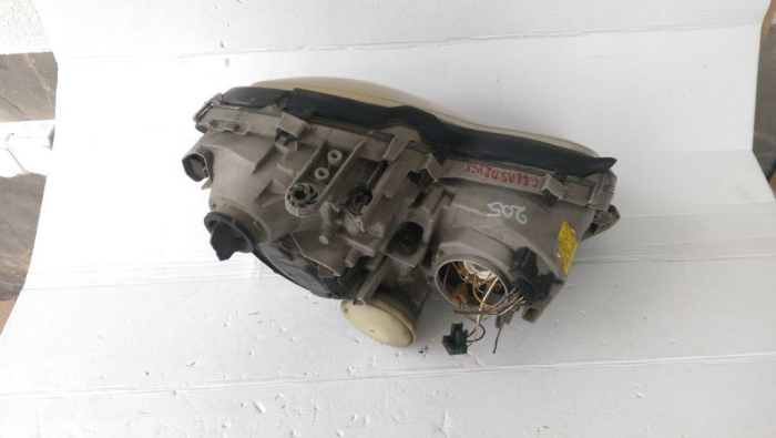 Far stanga Mercedes C-Class, W203, A2038200161, an 2000-2004 [3]