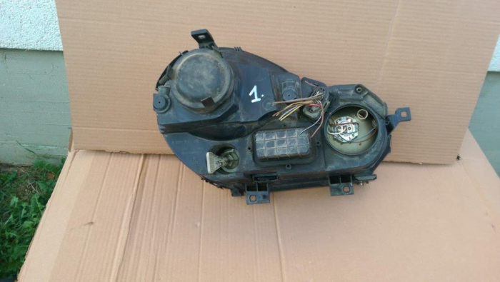 Far stanga pentru Volkswagen Polo 9N, cod 6Q1941007M [3]