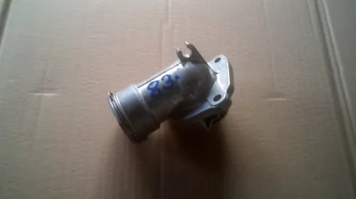 Furtun apa pentru Mercedes C-class W204, motorizare 3.0 Diesel, cod A6422002015 [1]