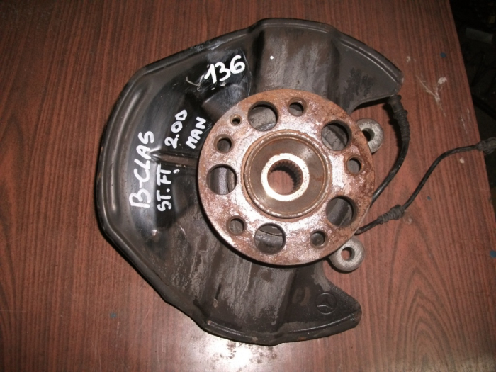 Fuzeta fata stanga pentru Mercedes B-Class W245 [1]
