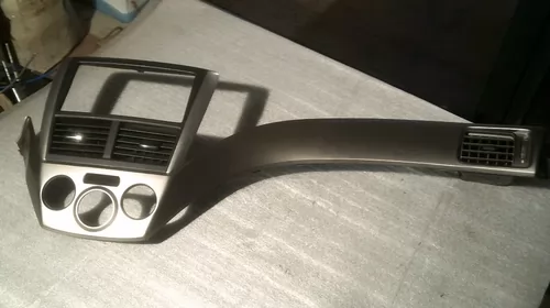 Grila aerisire  Fata Centrala pentru Subaru Forester 3, cod 66110FG020 [1]