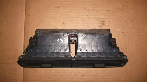 Grila aerisire  pentru Audi A4B7 , cod 8E0820951H [2]