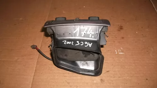 Grila aerisire  Spate Centrala pentru Audi A6C5 , cod 4B0819203 [2]