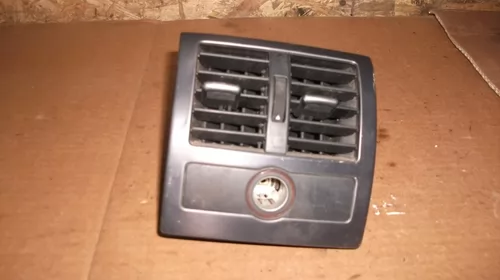 Grila aerisire  Spate Centrala pentru Audi A6C5 , cod 4B0819203 [1]