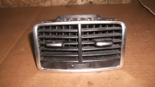 Grila aerisire  Spate Centrala pentru Audi A6C6 , cod 4F0819203C [1]
