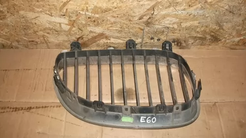 Grila Fata Stanga pentru BMW Seria 5 E60, cod 7065701 [2]