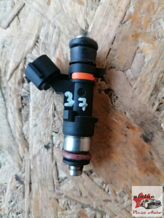 Injector Nissan Micra K12 1.2 benzina an 2002-2010, cod 16600AX200 [1]