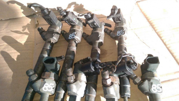 Injector pentru Mercedes C-Class W203, motorizare 2.2 diesel, cod A6130700687   ,   0445110121 [2]