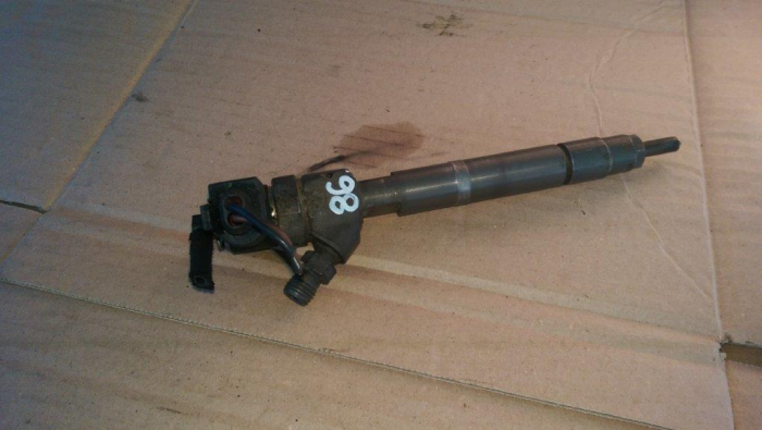 Injector pentru Mercedes Sprinter , motorizare 2.2 diesel, cod A6110700587   ,   0445110012 [2]