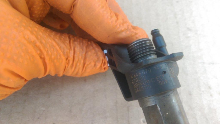 Injector Mercedes Sprinter W906, Vito W639, motor 2.2cdi, cod A6460701487, 0445115069, an 2006-2011 [4]