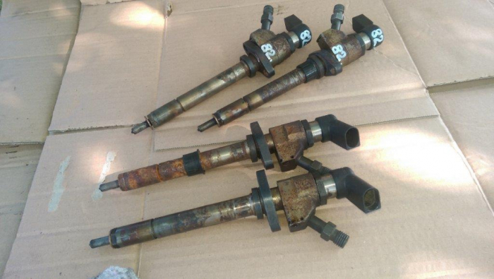 Injector pentru Peugeot 308 I, motorizare 2.0 diesel, cod 9647247280 [3]