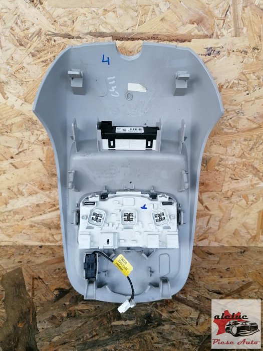 Lampa interioara fata Citroen C4 II an 2010-2020 , cod 9671645977 , 9687519677 [2]