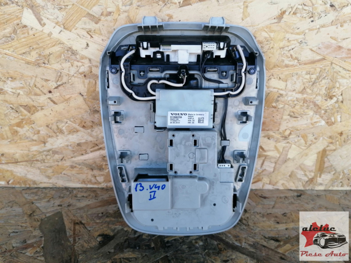 Lampa interioara fata Volvo V40 II an 2012-2018, cod 31398259 [2]