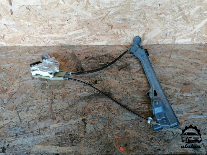 Macara geam + motoras dreapta spate Renault Laguna 3 an 2007-2015, cod 827000001R [1]
