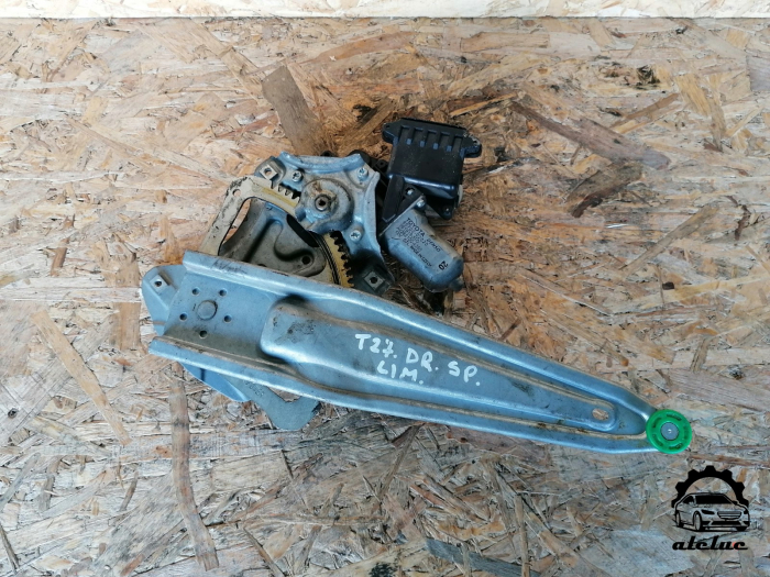 Macara geam + motoras dreapta spate Toyota Avensis T270 an 2009-2018 [2]