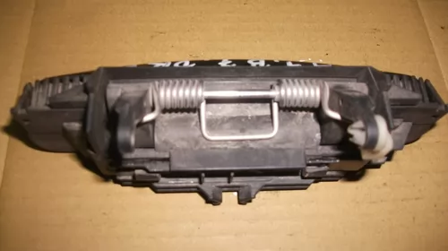 Maner usa Spate Dreapta pentru Audi A4B6 , cod 4B0839885 [2]