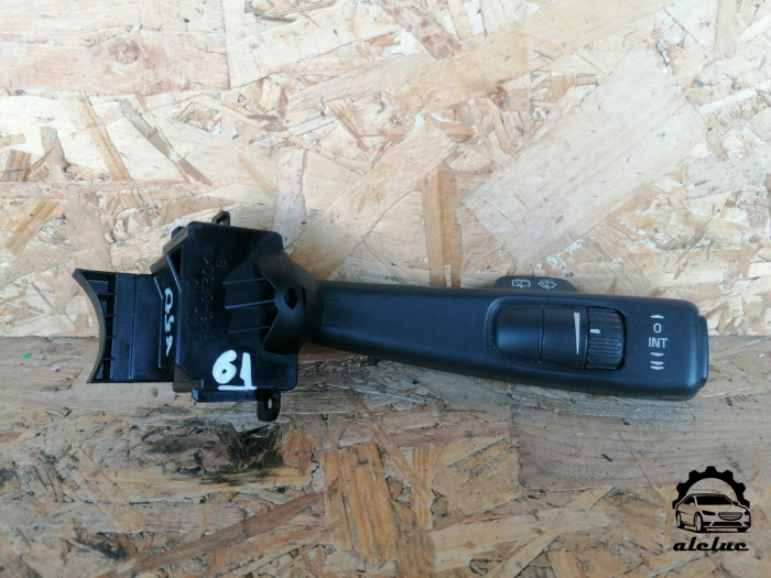 Maneta stergatoare Volvo V50 an 2004-2012 [1]