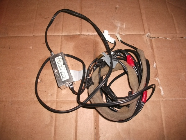 Amplificator antena Toyota Avensis,T250 COD 86300-05151,146000-10800101, an 2003-2008 [2]