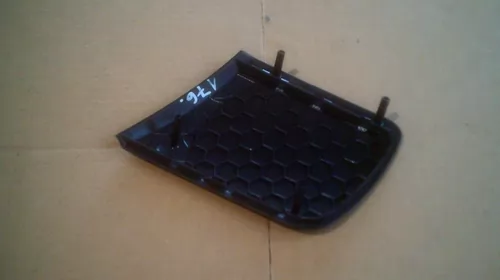 Ornament Fata Dreapta pentru Audi A4B5 , cod 8D0035420 [2]