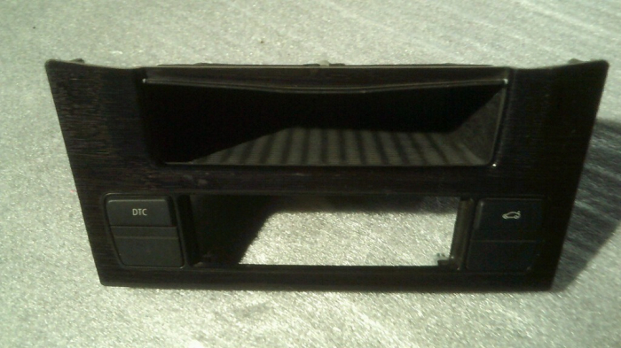 Rama Ornament Grila Consola Centrala Spatiu Depozitare Bord BMW E60 E61 2006 – 2010 Cod 9139391 [2]