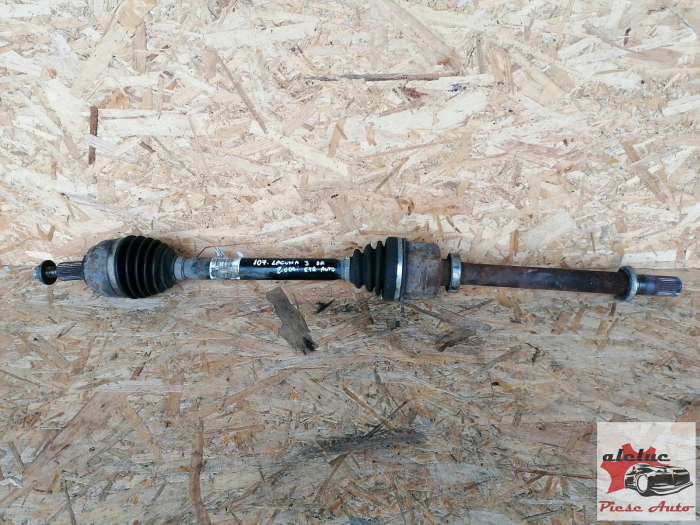 Planetara dreapta Renault Laguna 3 2.0 diesel an 2007-2015, cod 8200786810 [1]