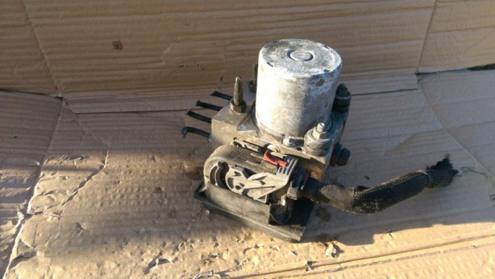 Pompa ABS pentru Audi A6 C6, cod 4F0910517AD   ,   4F0614517AA   ,   0265235103 [3]