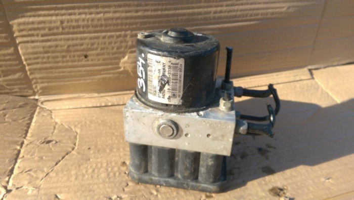 Pompa ABS pentru Ford C-Max 1, cod 8M51-2B373-AA [3]