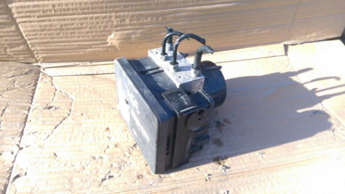 Pompa ABS pentru Ford C-Max 1, cod 8M51-2B373-AA [2]