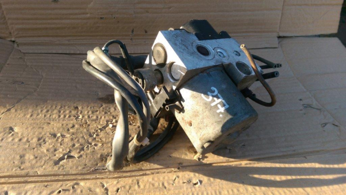 Pompa ABS Mitsubishi Pajero, 11000030741, MR289302, an 1995-2000 [3]