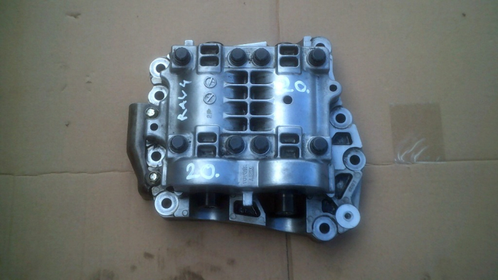 Pompa ulei Toyota Rav 4,XA 30 2.2 diesel, D-CAT, an 2006-2010 [1]