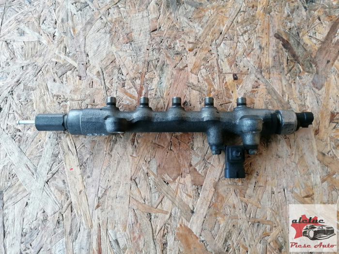 Rampa injectie Mazda 6 GH 2.2 diesel an 2007-2012, cod R2BF13GC0 [1]