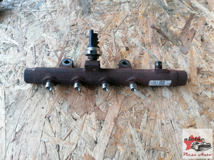 Rampa injectie Renault Laguna 3 1.5 diesel an 2007-2015, cod 8200815617 , 5WS40208 [1]