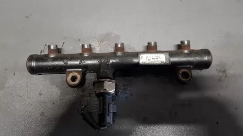 Rampa injectie Volvo V50 2.0 diesel an 2004-2012, cod 9681649580 , 9658227880 [1]